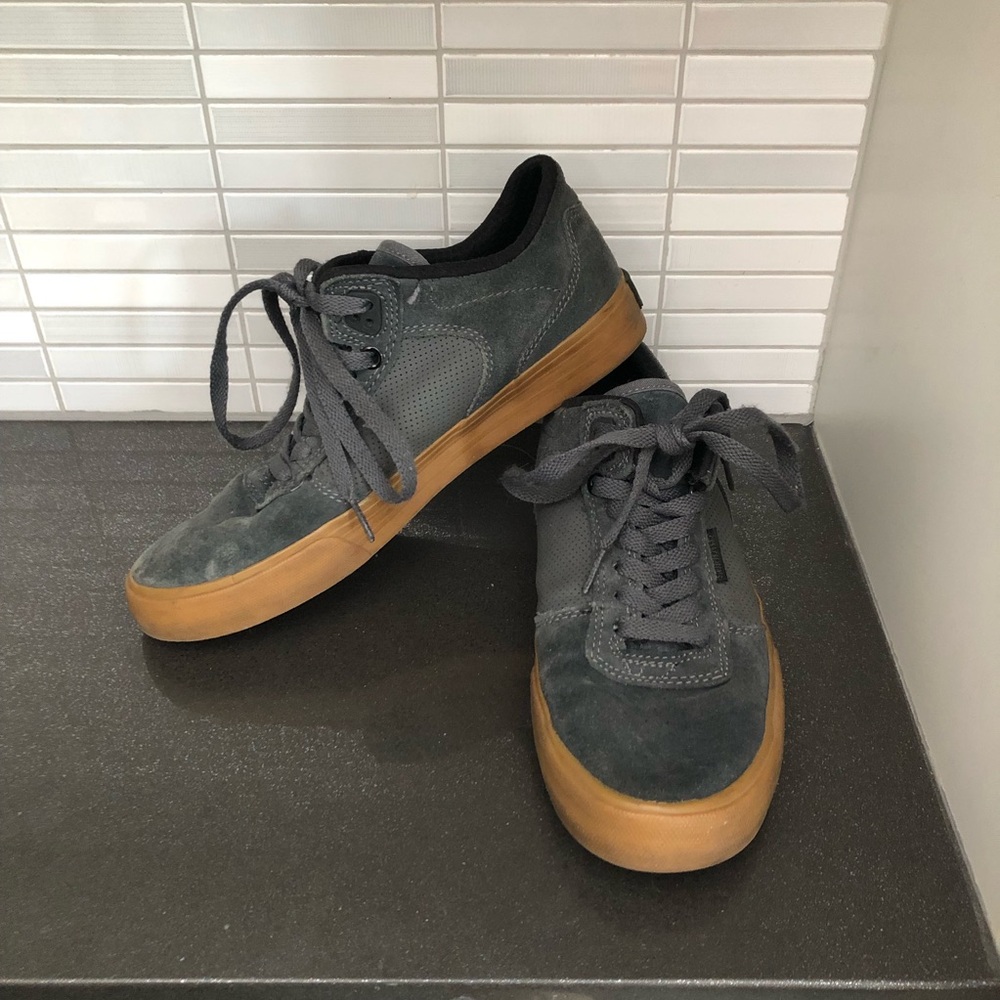 Supra men’s suede/fabric blend skate sneakers